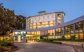 Crowne Plaza Cabana Hotel